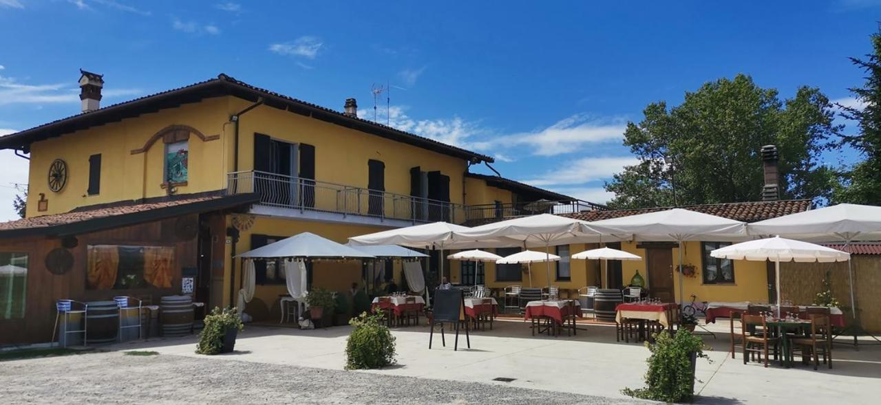 Agriturismo La Ruota Montelupo Albese Экстерьер фото