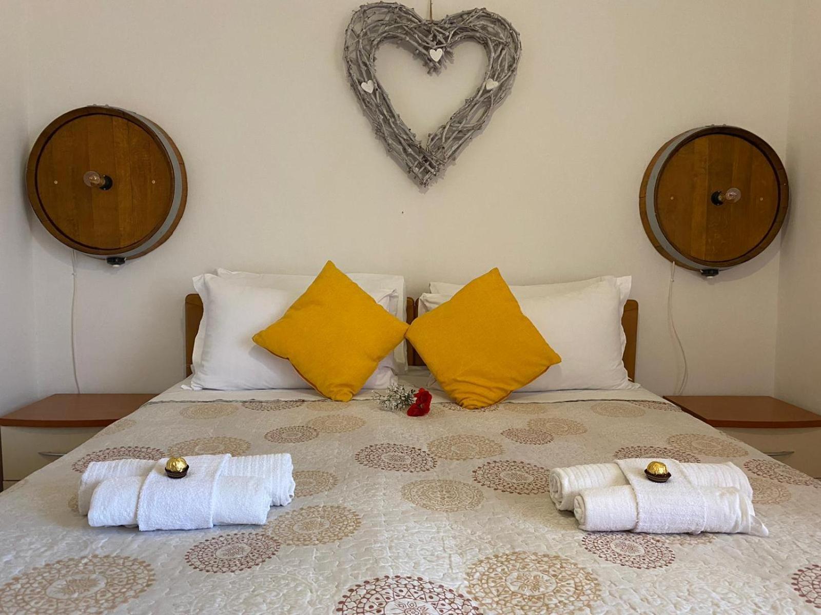 Agriturismo La Ruota Montelupo Albese Экстерьер фото