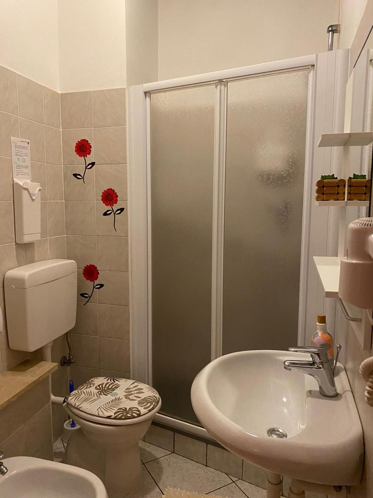 Agriturismo La Ruota Montelupo Albese Экстерьер фото